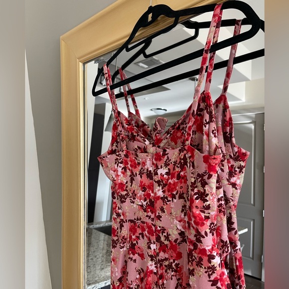 WAYF Victoria Floral Print Tie-Front Cutout Midi Dress Pink - Picture 4 of 8